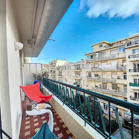 Nestor&jeeves - Baieta - Balcony *